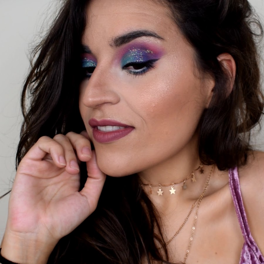 Sara Costa Makeup YouTube channel avatar