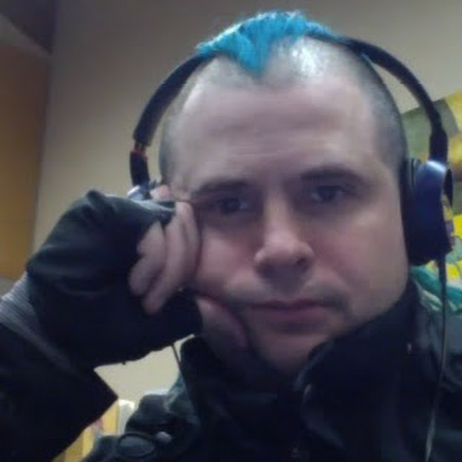 Mike BlueHair YouTube channel avatar