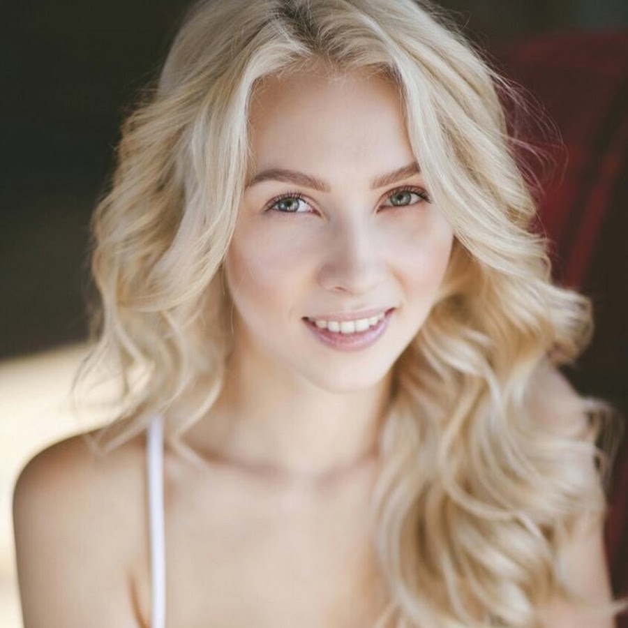 Katerina Snagustenko YouTube channel avatar