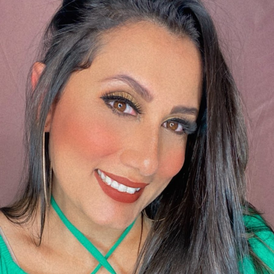 Ana Carolina Ribeiro YouTube channel avatar