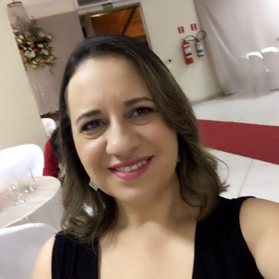Fabiana GonÃ§alves Vieira Avatar de chaîne YouTube