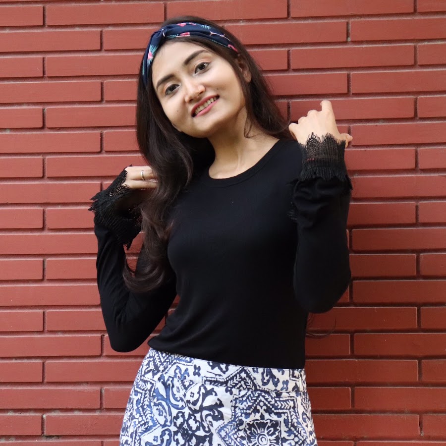 soumya dubey رمز قناة اليوتيوب