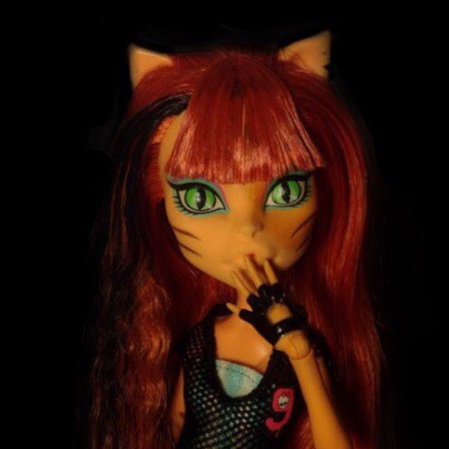 Sasha LuniCat YouTube channel avatar