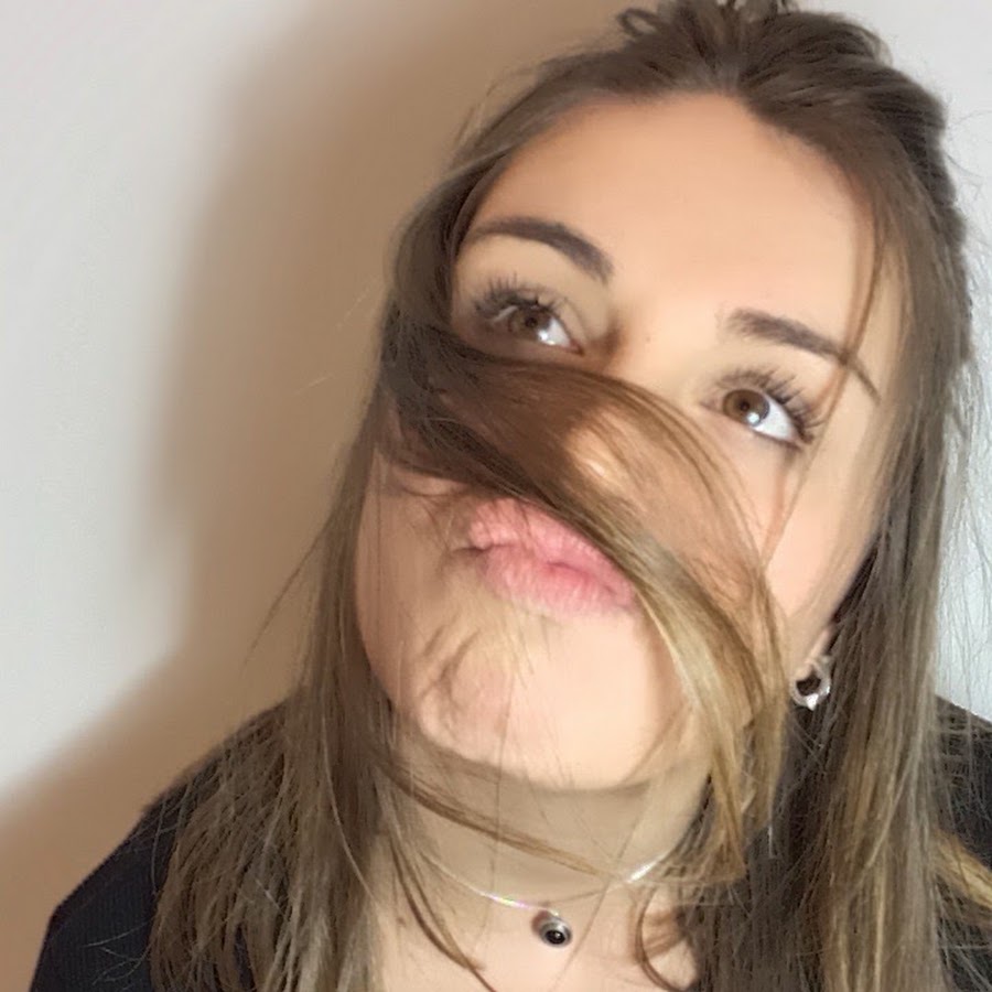 MaarieBeauty YouTube channel avatar