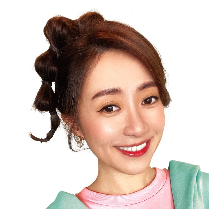 Queenzy Cheng 莊群施 - 網紅的藏寶箱 