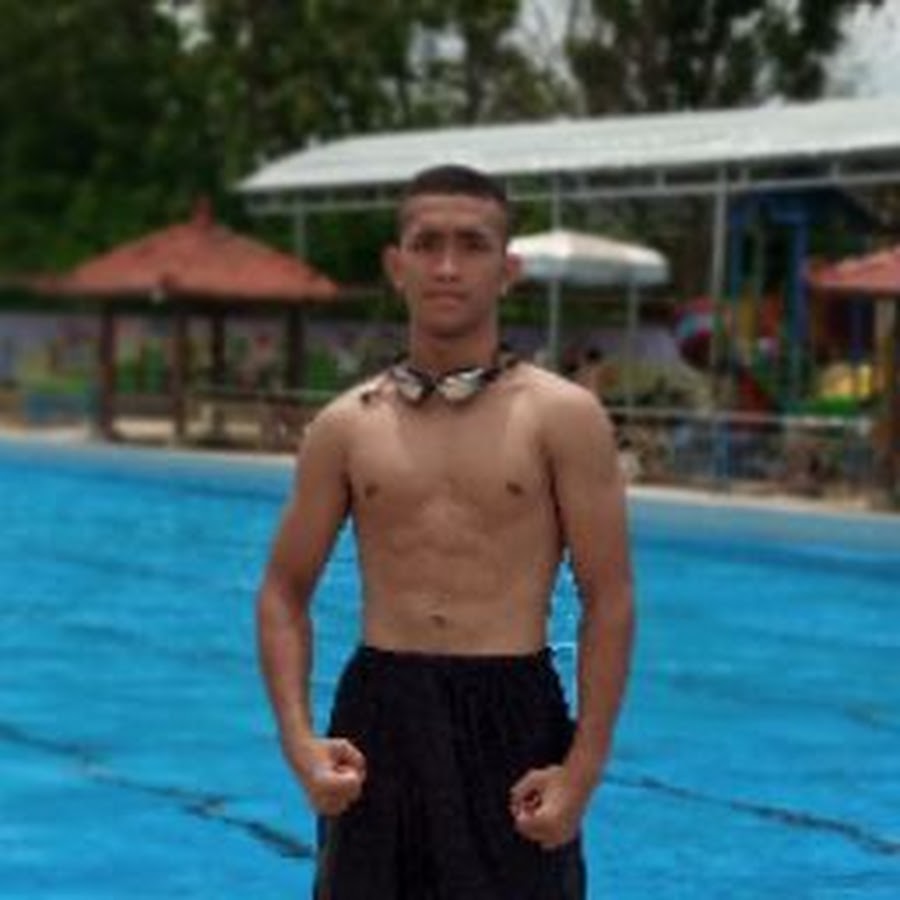 dhian rizqi valentino