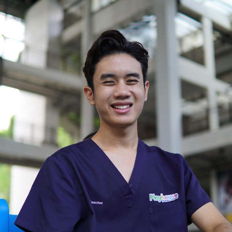 Emir Haqim - 網紅的藏寶箱 