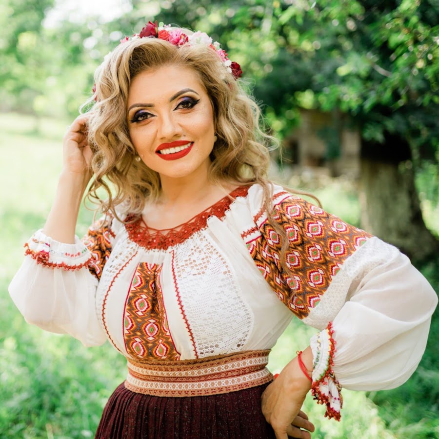 Elisabeta Vasile رمز قناة اليوتيوب