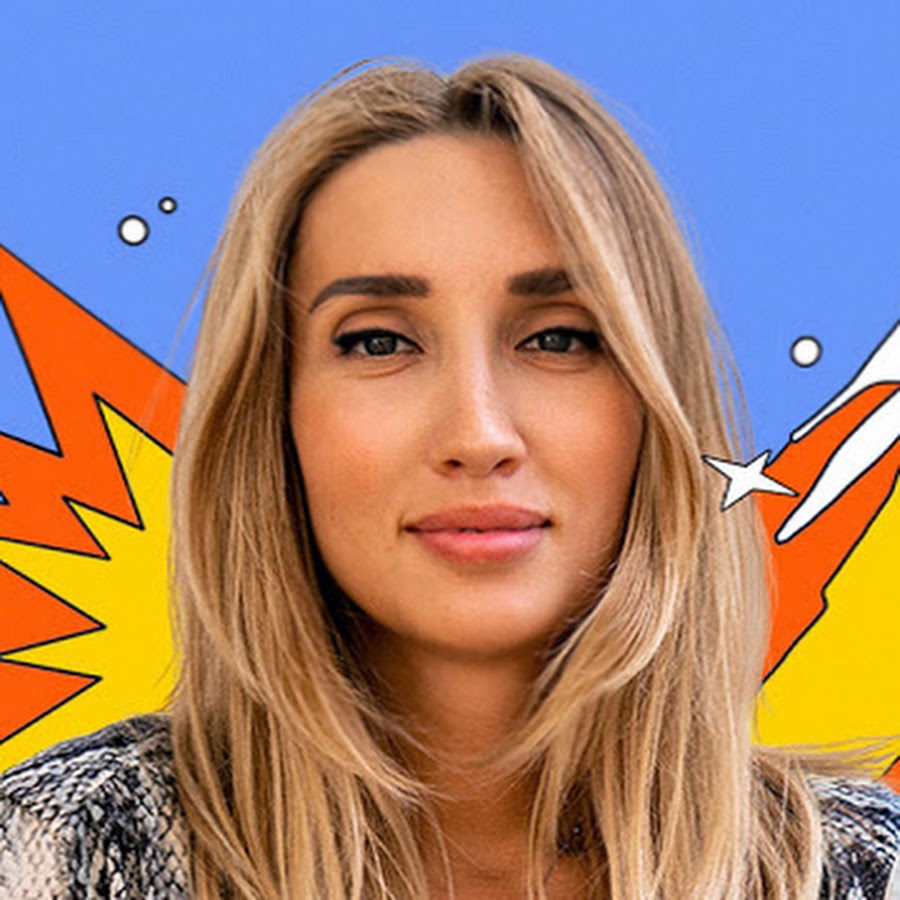 Ольга шарий с сыном. Ольга шарий в купальнике. Ольга бондаренко журналист. Канал ольги шарий. Ольга шарий в купальнике.