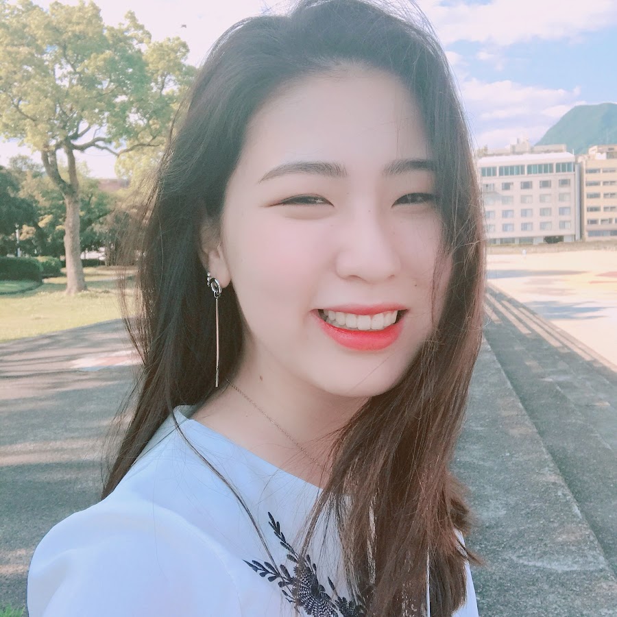 Minkyeong YouTube channel avatar
