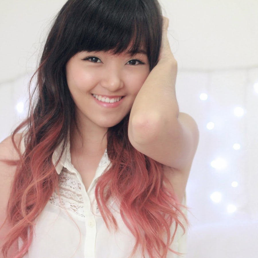 Lily Zhen رمز قناة اليوتيوب