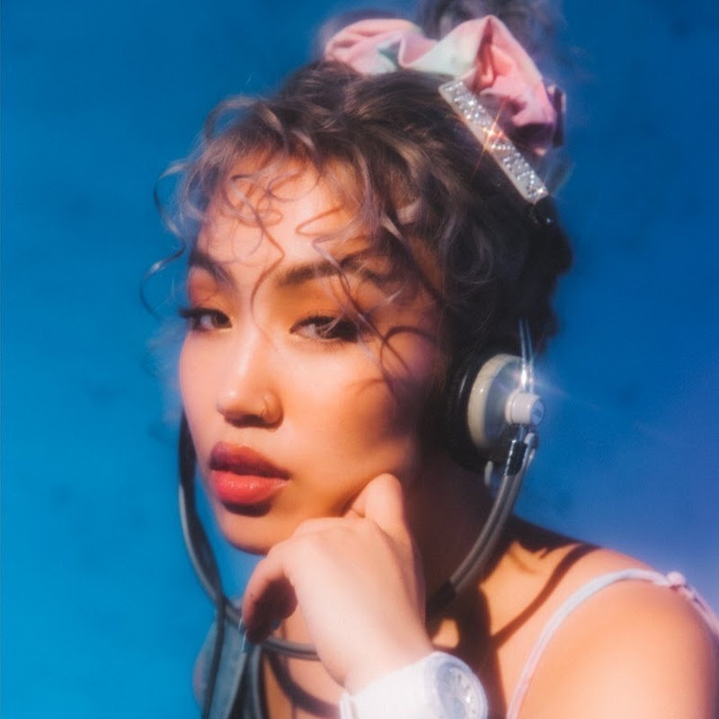 RIEHATA - 網紅的藏寶箱 