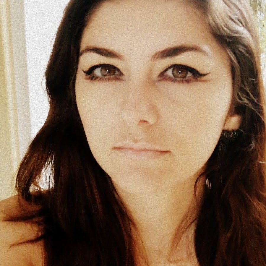 Renata Feliciano YouTube channel avatar