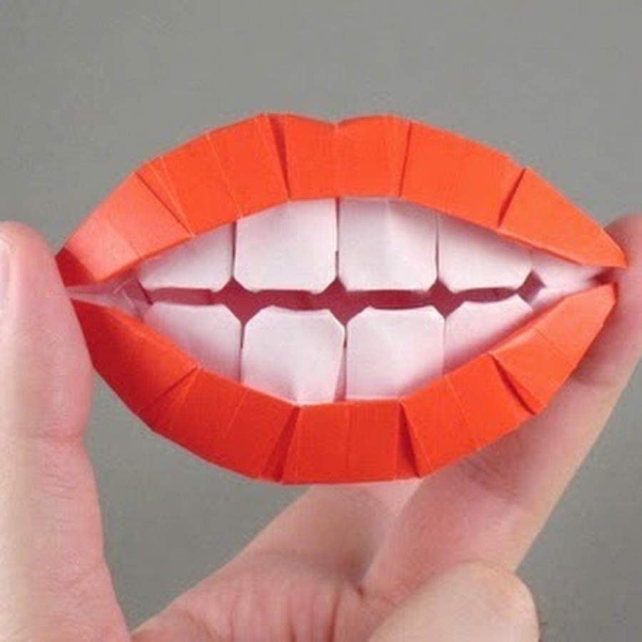 Клюв который открывается из бумаги. Игрушка оригами лягушка. Ротик из бумаги. Оригами ворона говорушка схема. Поделка из бумаги открывает рот.