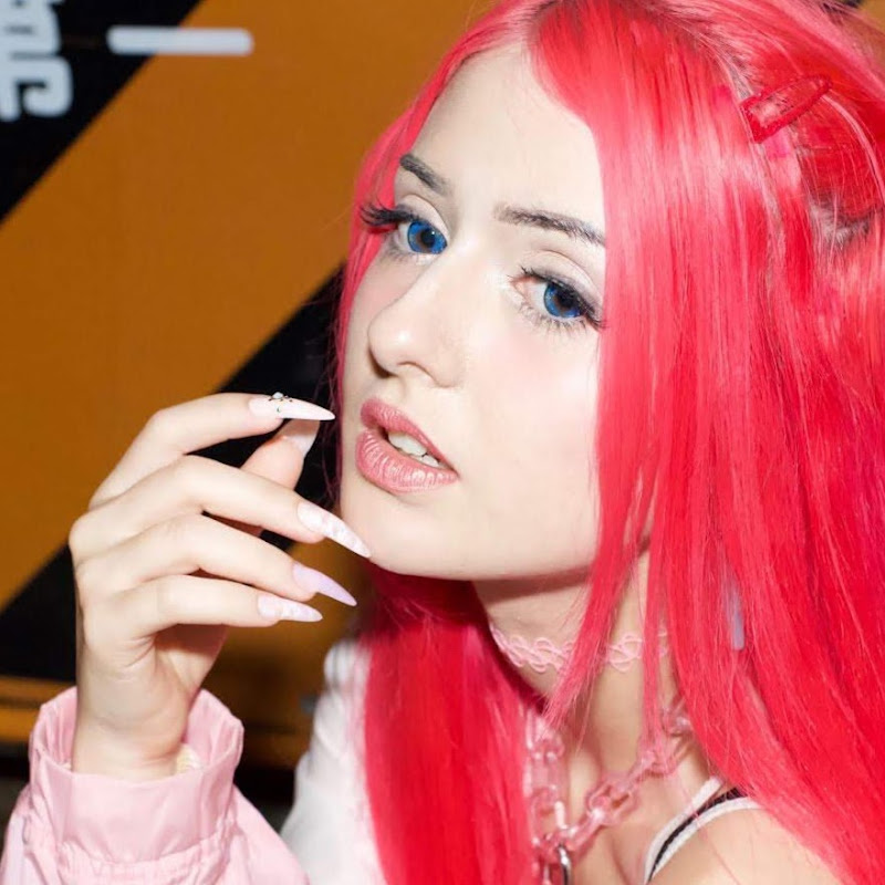 Natalia Natchan・itsPiNKII - 網紅的藏寶箱 