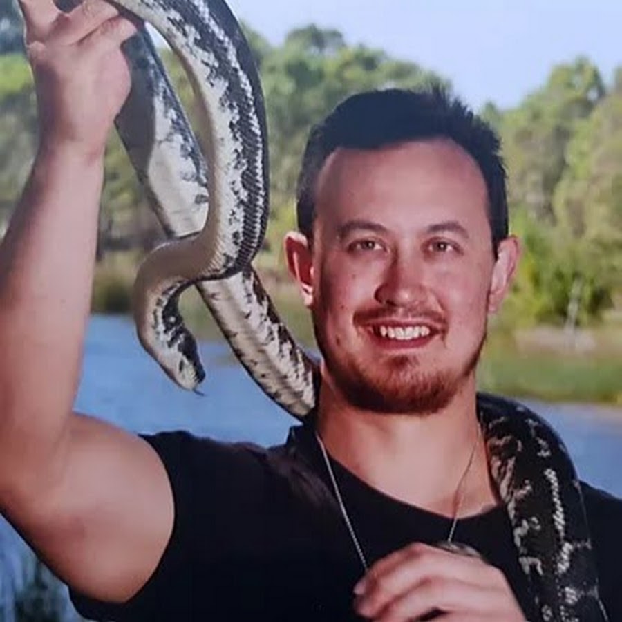 Mark Pelley The Snake Hunter
