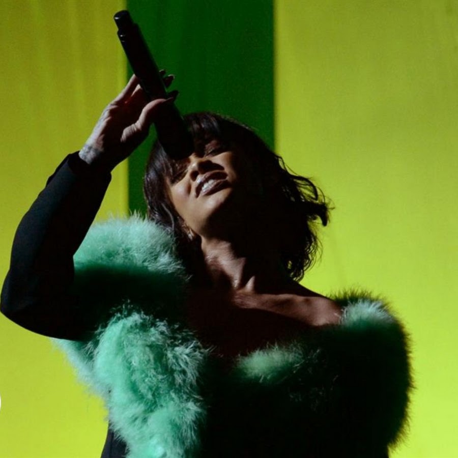Rihanna Live YouTube channel avatar