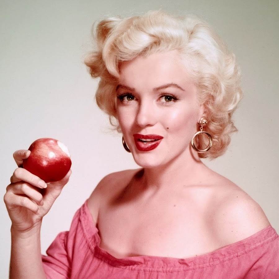 Marilyn Monroe SITE رمز قناة اليوتيوب