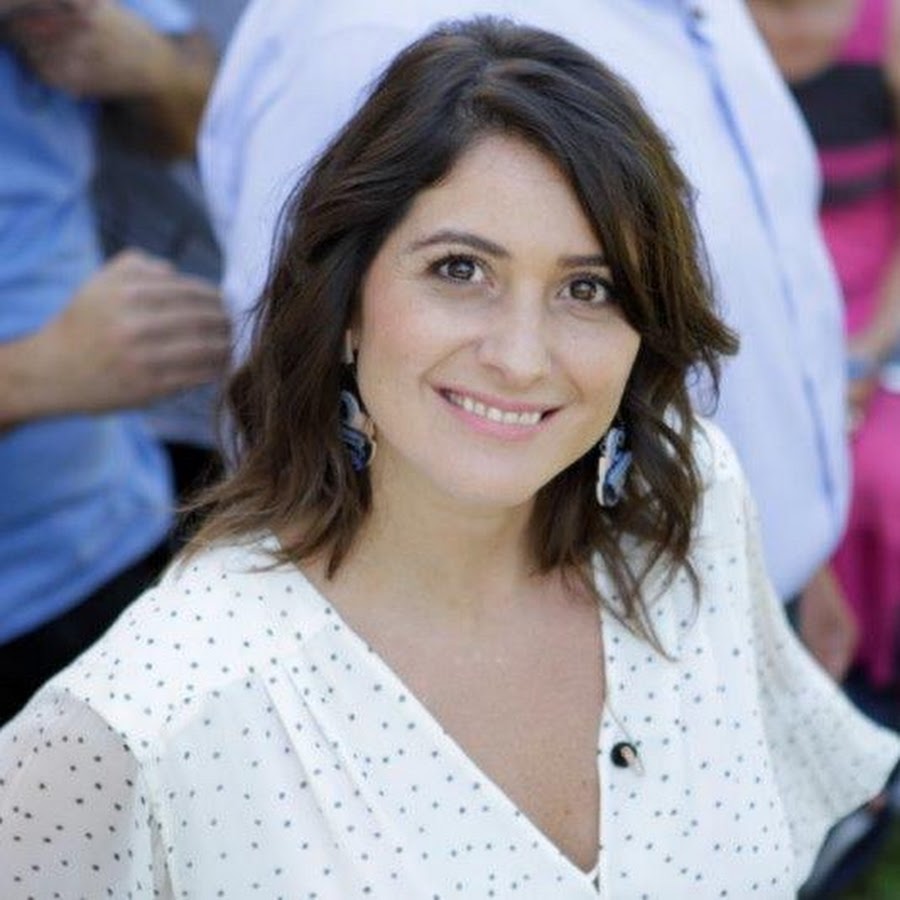 Carol Fiorentino YouTube channel avatar