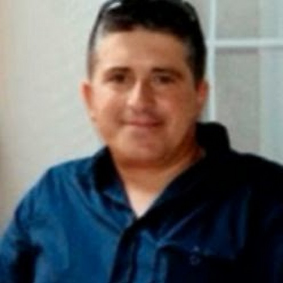 Roberto Mendez YouTube channel avatar