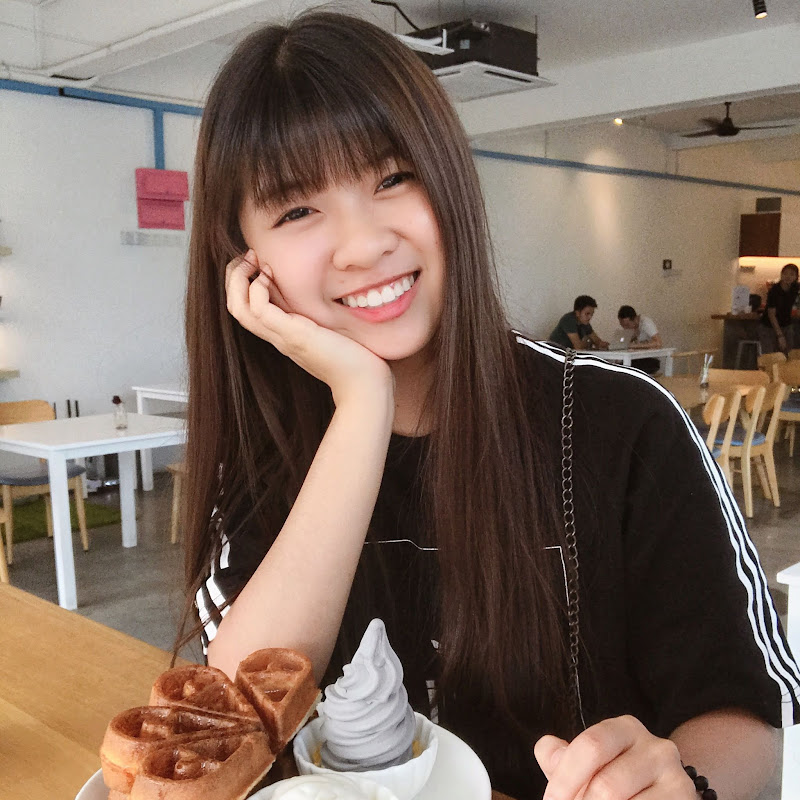 Janie Khor - 網紅的藏寶箱 