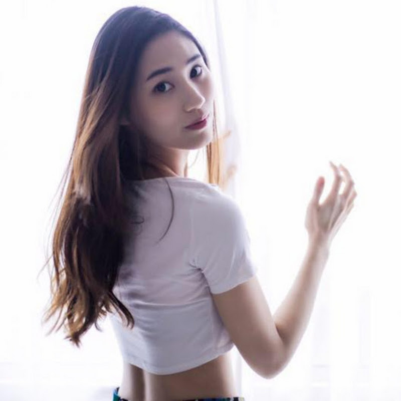 Alicia Tan - 網紅的藏寶箱 