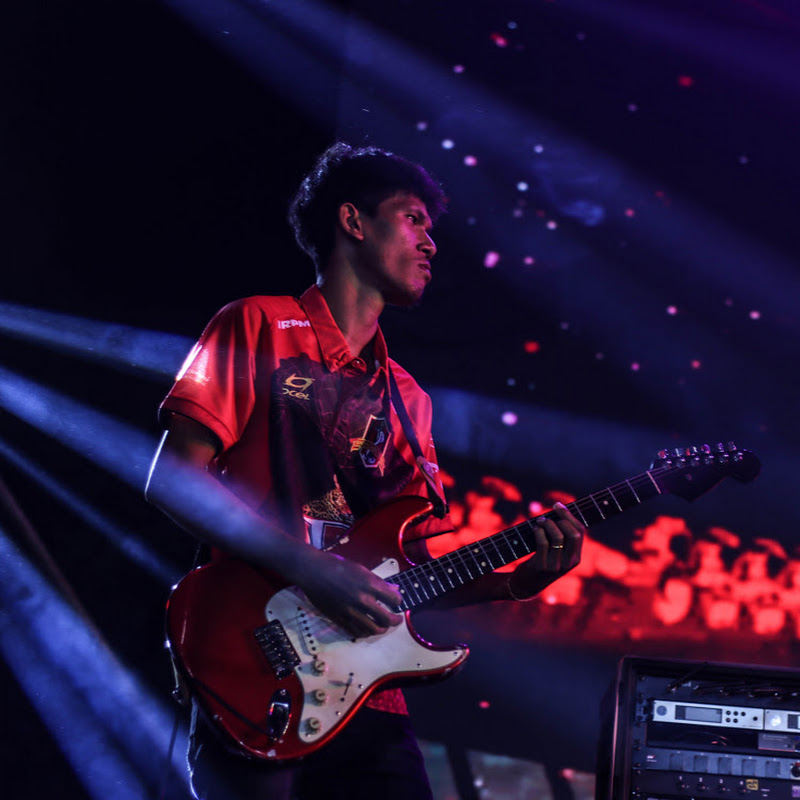 โต กีต้าร์ - 網紅的藏寶箱 