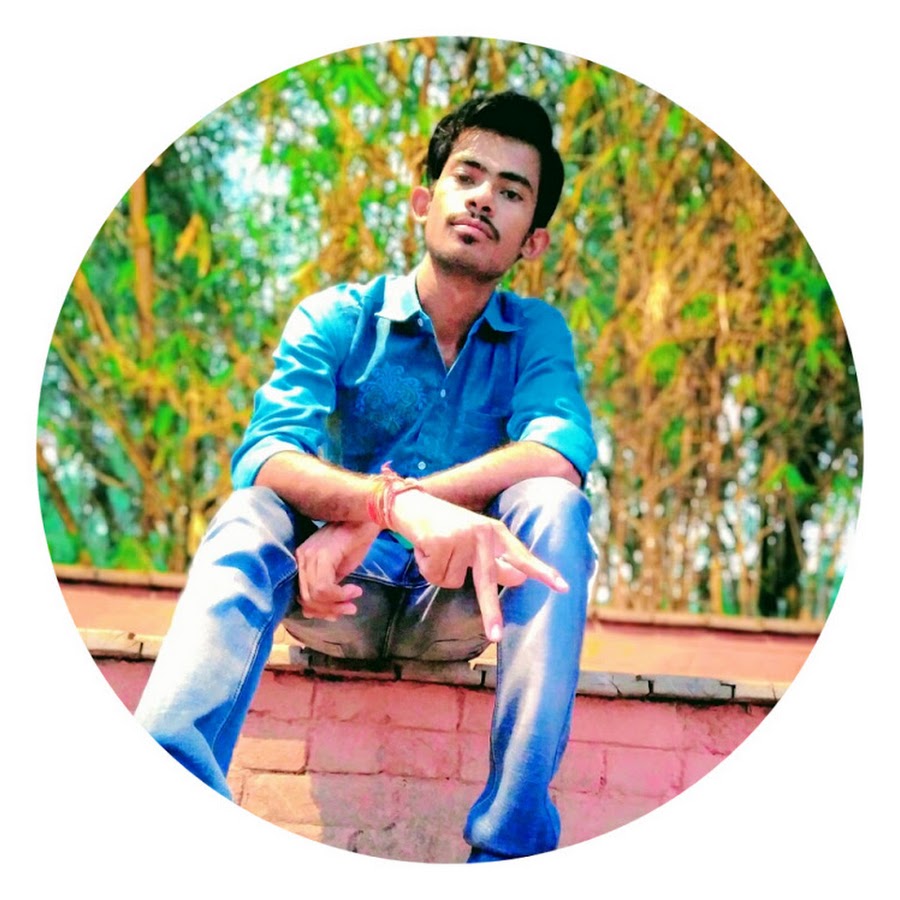 Neeraj Kaurav YouTube channel avatar