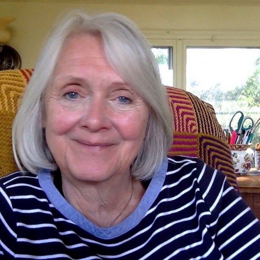 Knitting with Cheryl Brunette YouTube channel avatar