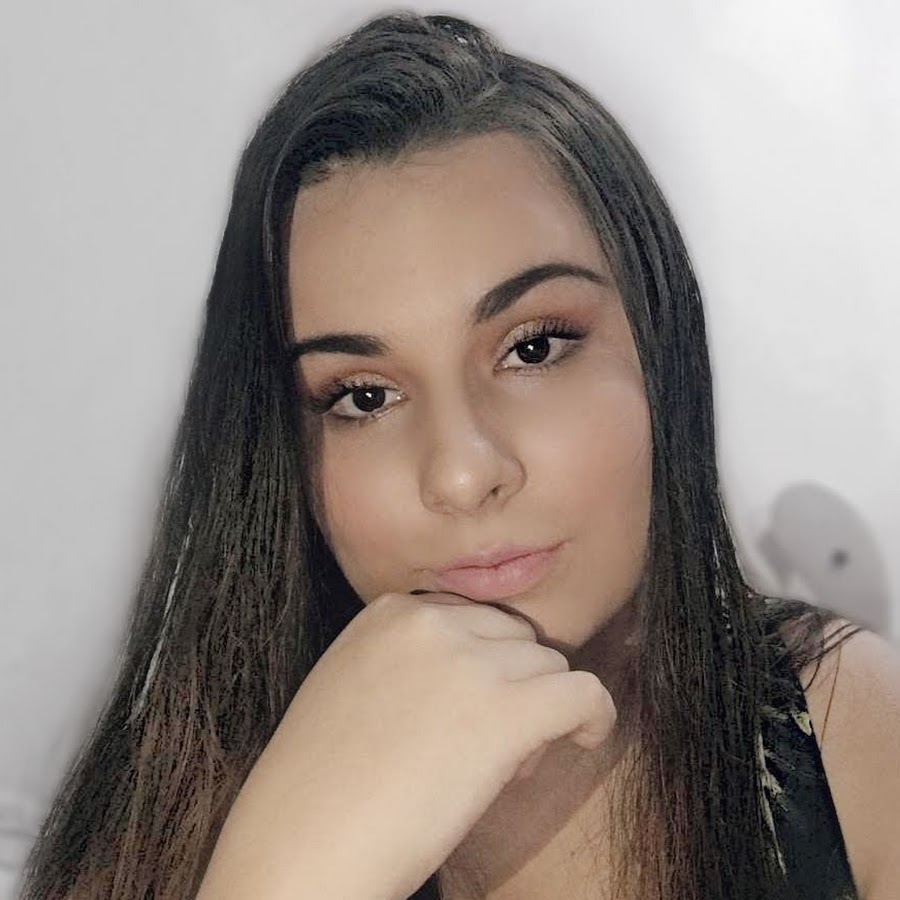 Luana Melo YouTube channel avatar