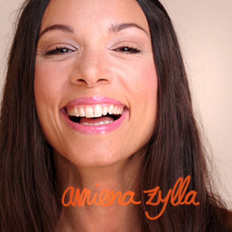Amiena Zylla YouTube channel avatar