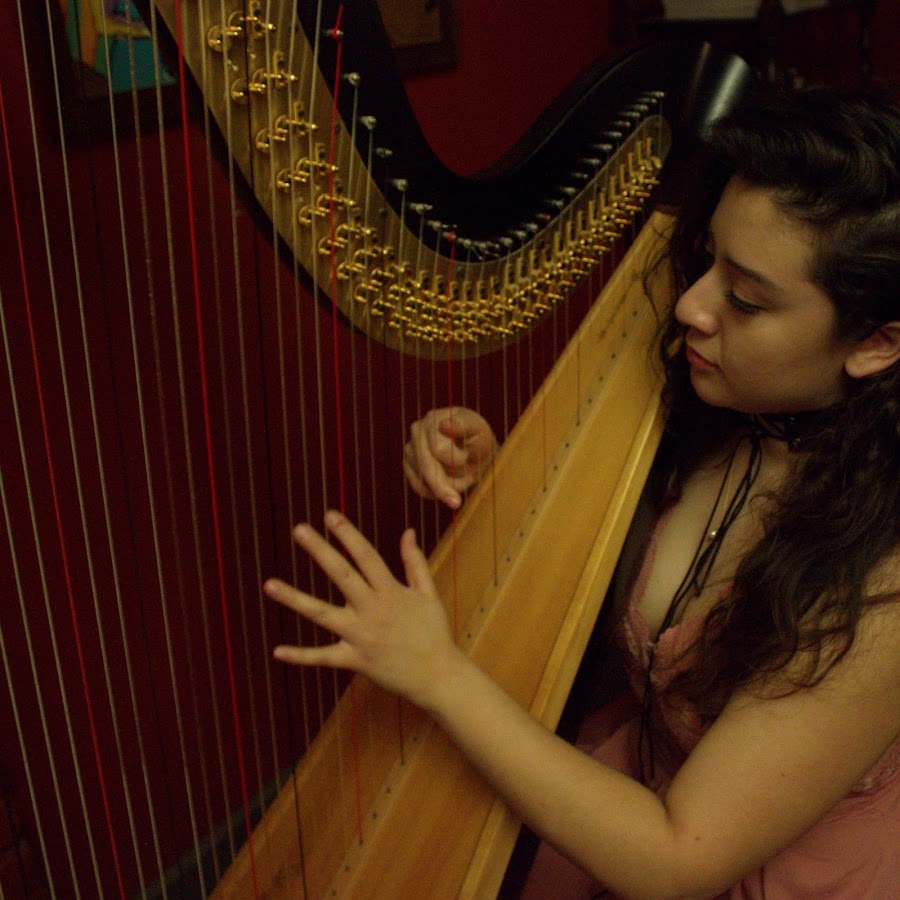 The Mainstream Harpist