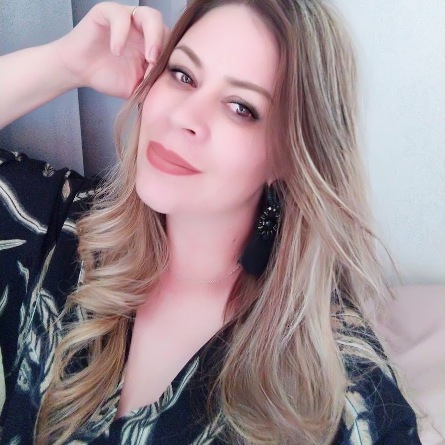 Diane GonÃ§alves رمز قناة اليوتيوب