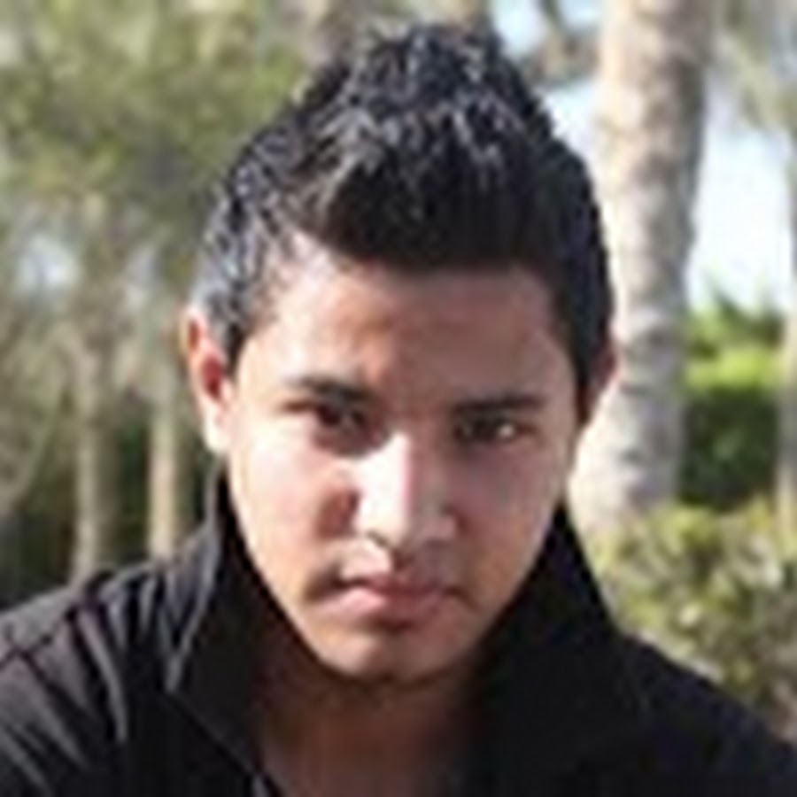 Eslam Abdeen Vlogs YouTube channel avatar
