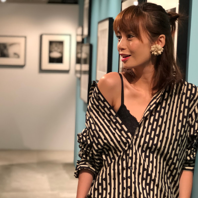 Yan Ng - 網紅的藏寶箱 