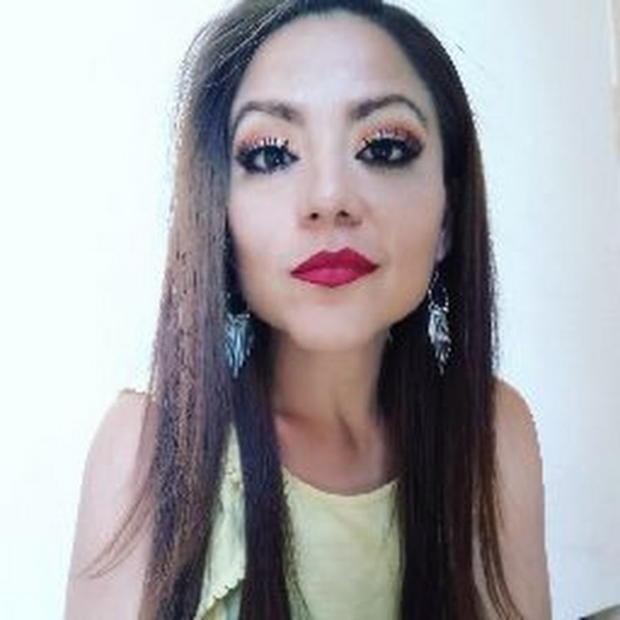 Hannie ChÃ¡vez YouTube channel avatar