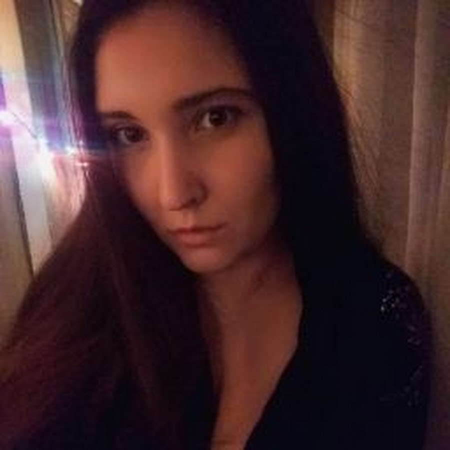 yulia Petrova YouTube channel avatar