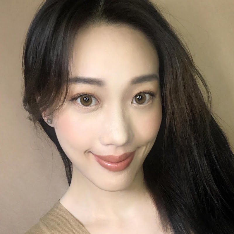 Stef Tang 唐琦 - 網紅的藏寶箱 