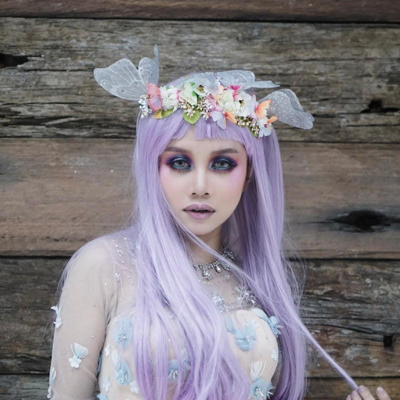 Stacy Anam - 網紅的藏寶箱 