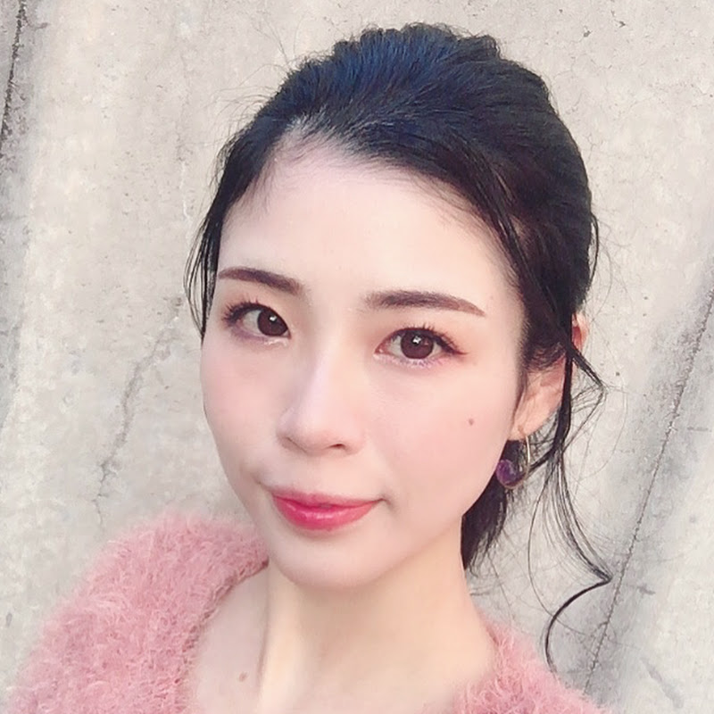 杉本 佳菜子. - 網紅的藏寶箱 