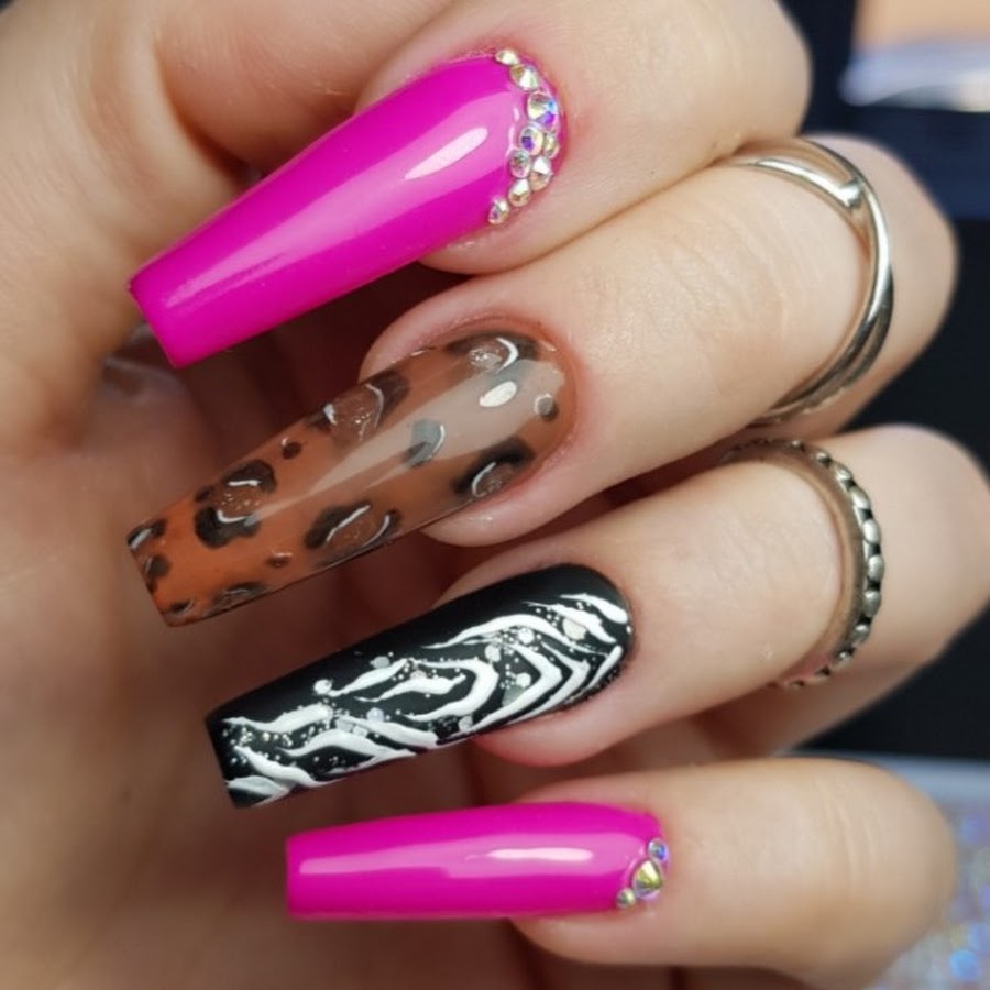 Sarah's Nails