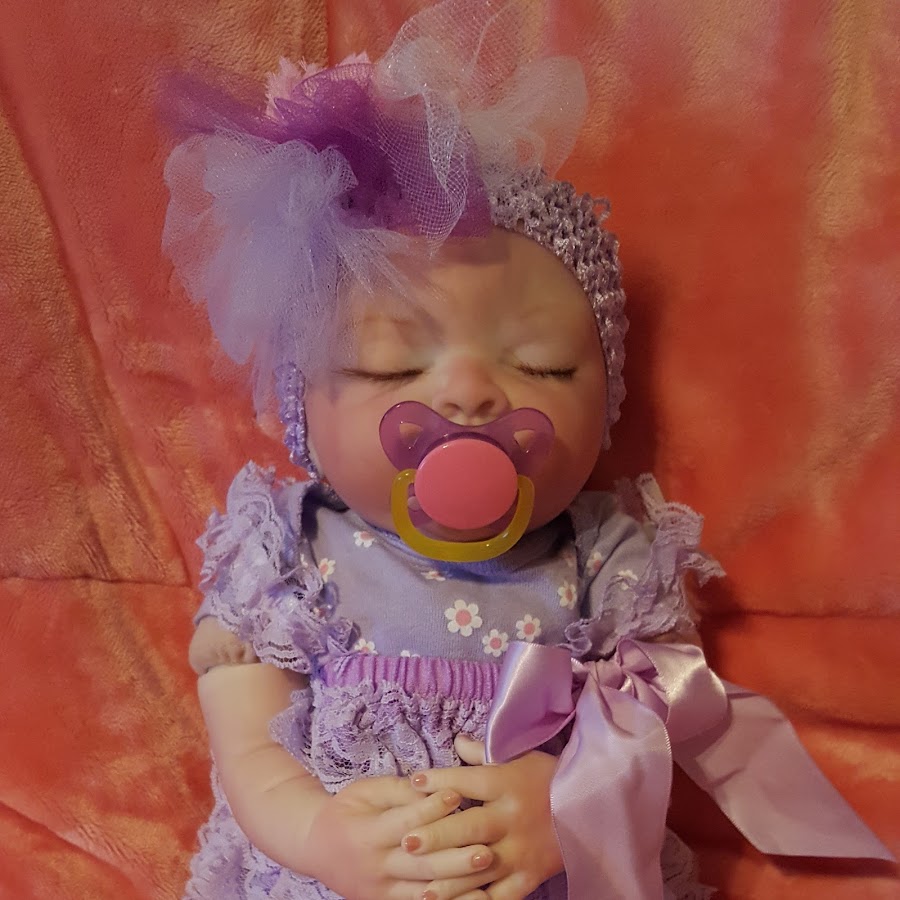 Reborns and Dolls YouTube channel avatar