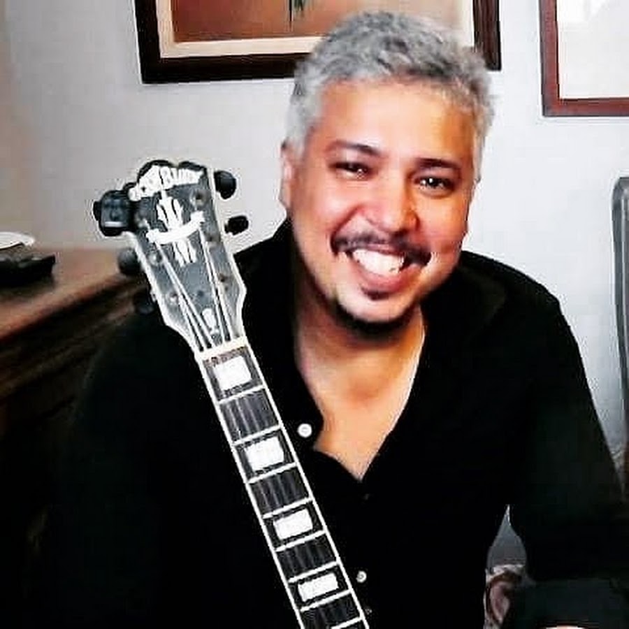 Aulas de Guitarra EDBLUES Avatar de canal de YouTube