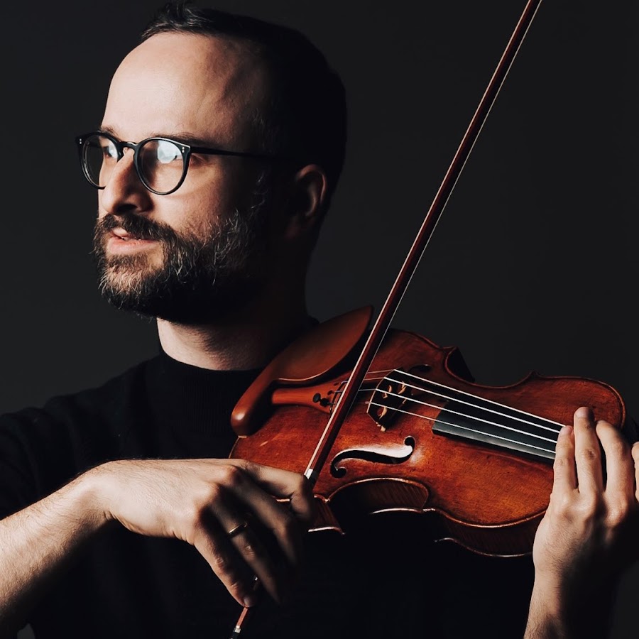 Daniel Kurganov, Violinist رمز قناة اليوتيوب