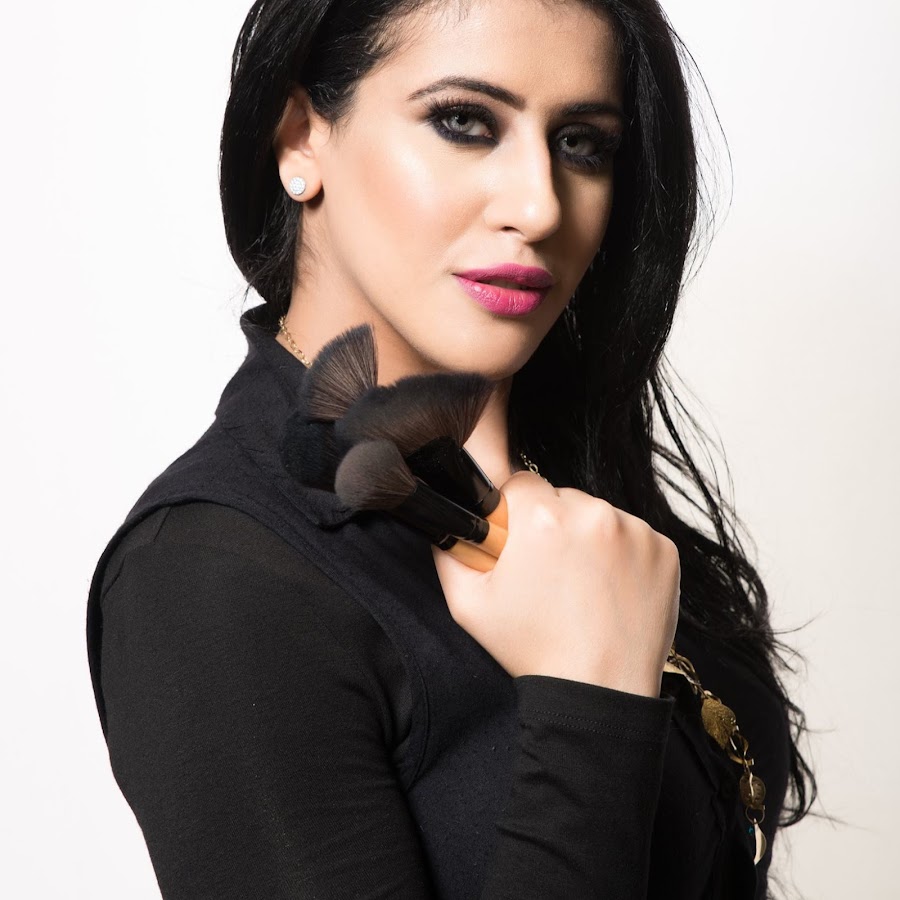 Nadreen Moussa YouTube channel avatar