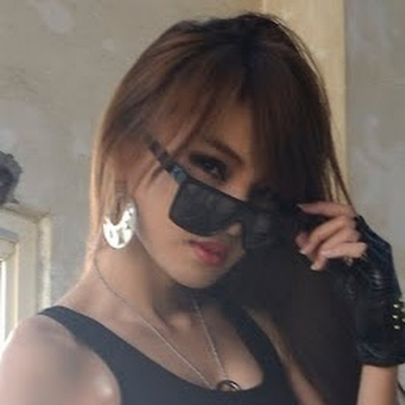 黑火娛樂搞笑短劇 - 網紅的藏寶箱 