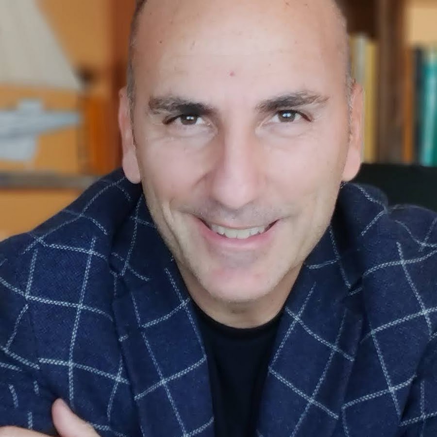 Carlo Lesma YouTube channel avatar