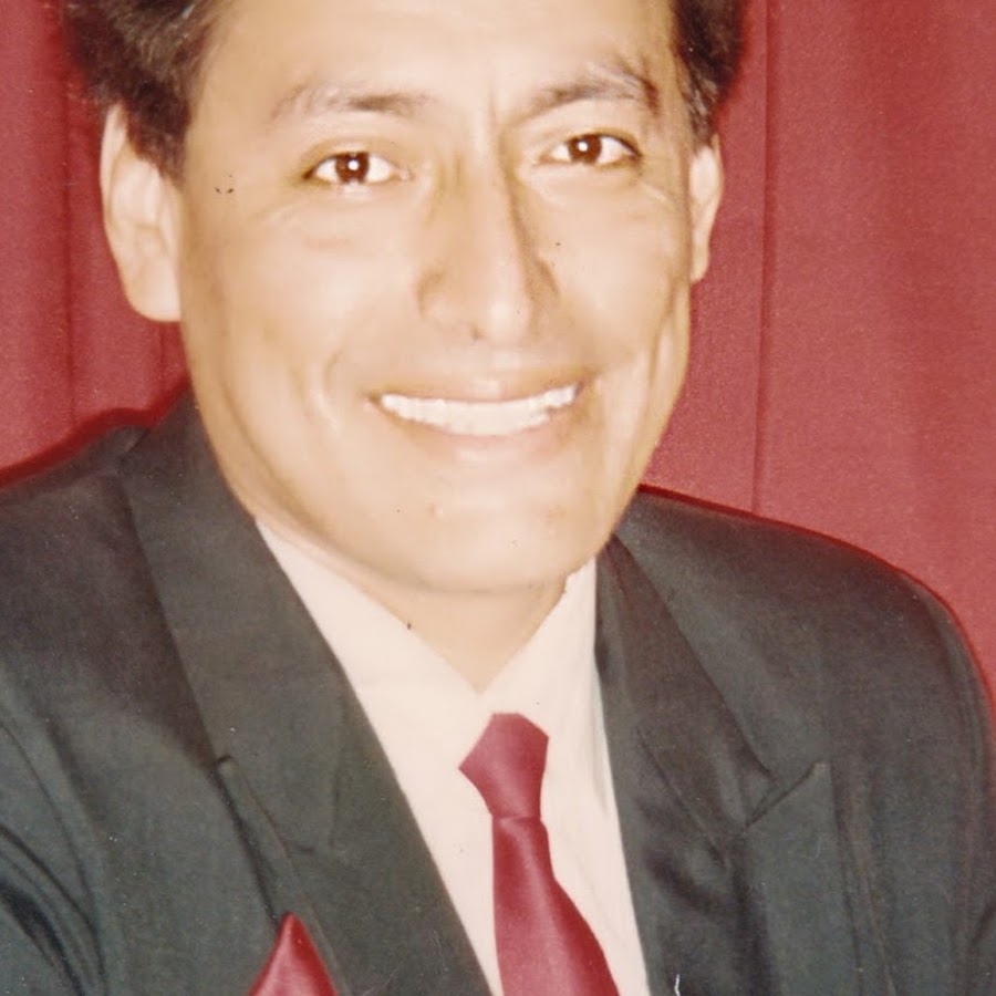 Rolando Vela