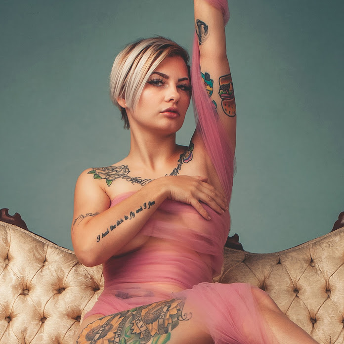 HeyThereImShannon Net Worth & Earnings (2025)