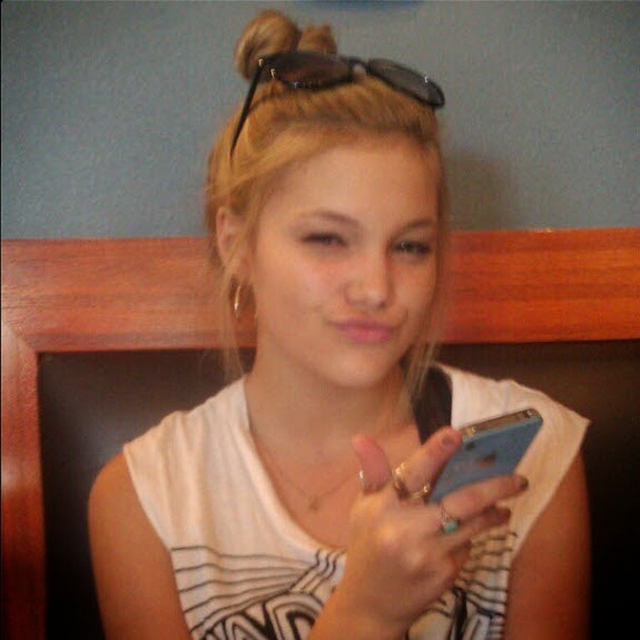 Olivia Holt YouTube channel avatar